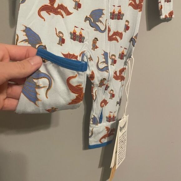 Free birdees dragons and‎ nights sleeper size 3-6 Bamboo Sleeper - Picture 6 of 7
